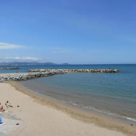 Loft- 300 M Vom By Interhome Saint Aygulf