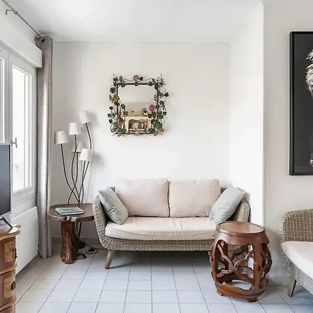 By Interhome