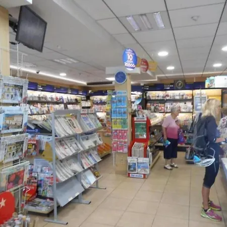 Apartment Loft- 300 M Vom By Interhome Saint Aygulf