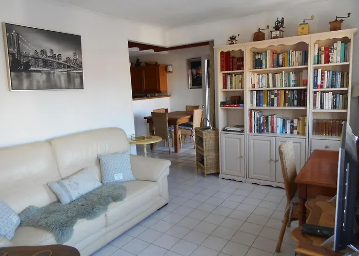 Loft- 300 M Vom By Interhome Apartment Saint Aygulf